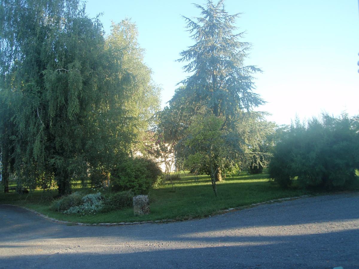 Hotel Domaine Mongiron Nérigean Zewnętrze zdjęcie